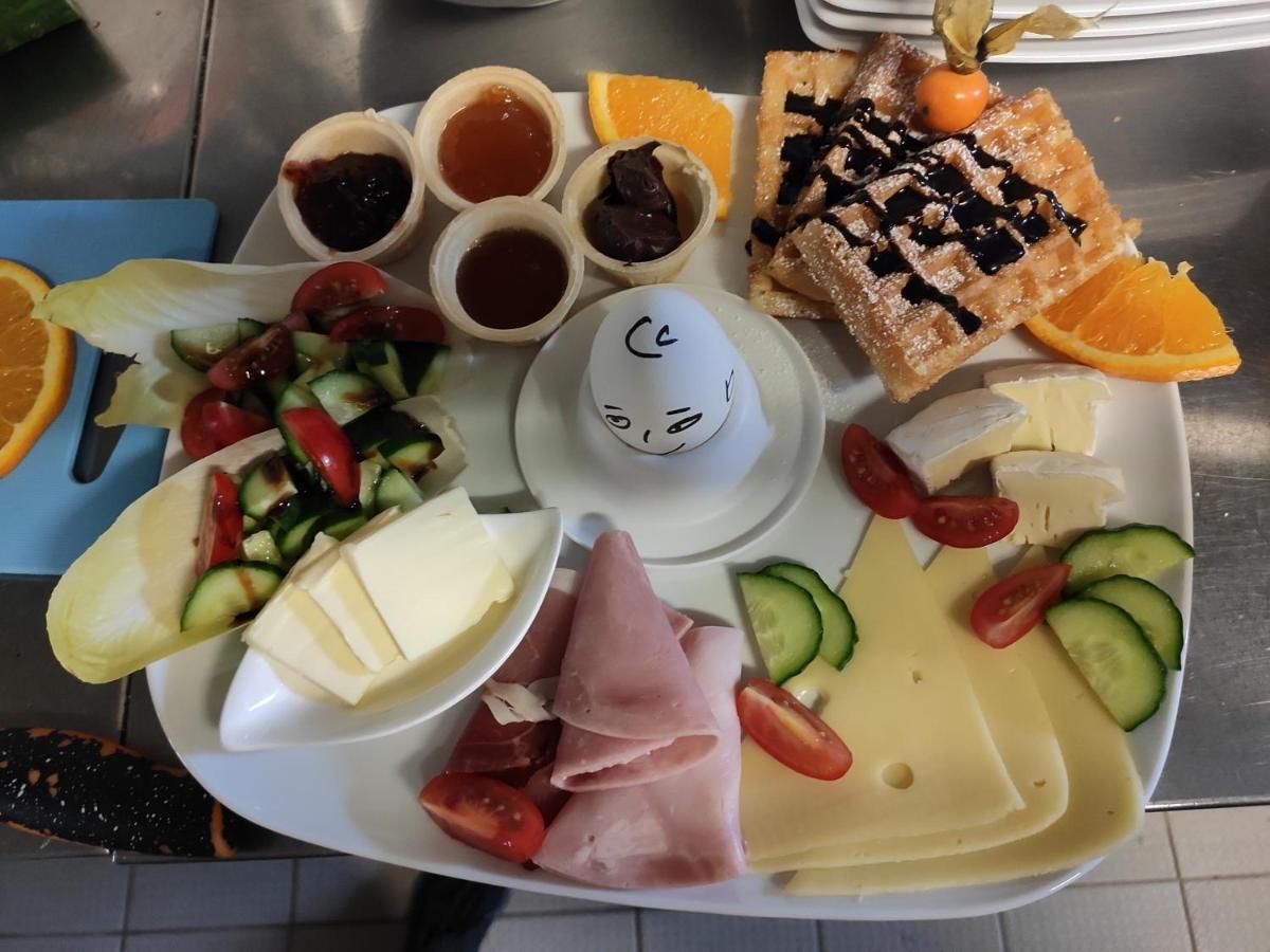 Hostel Mondpalast Dresden Ngoại thất bức ảnh